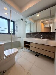 The Lakefront Residences (D22), Condominium #599645801